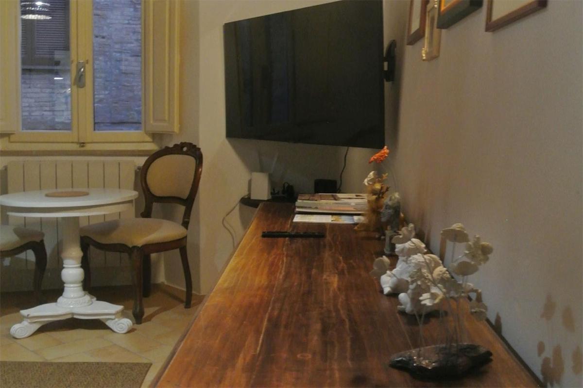 Casa Alberi Appartement Volterra Buitenkant foto